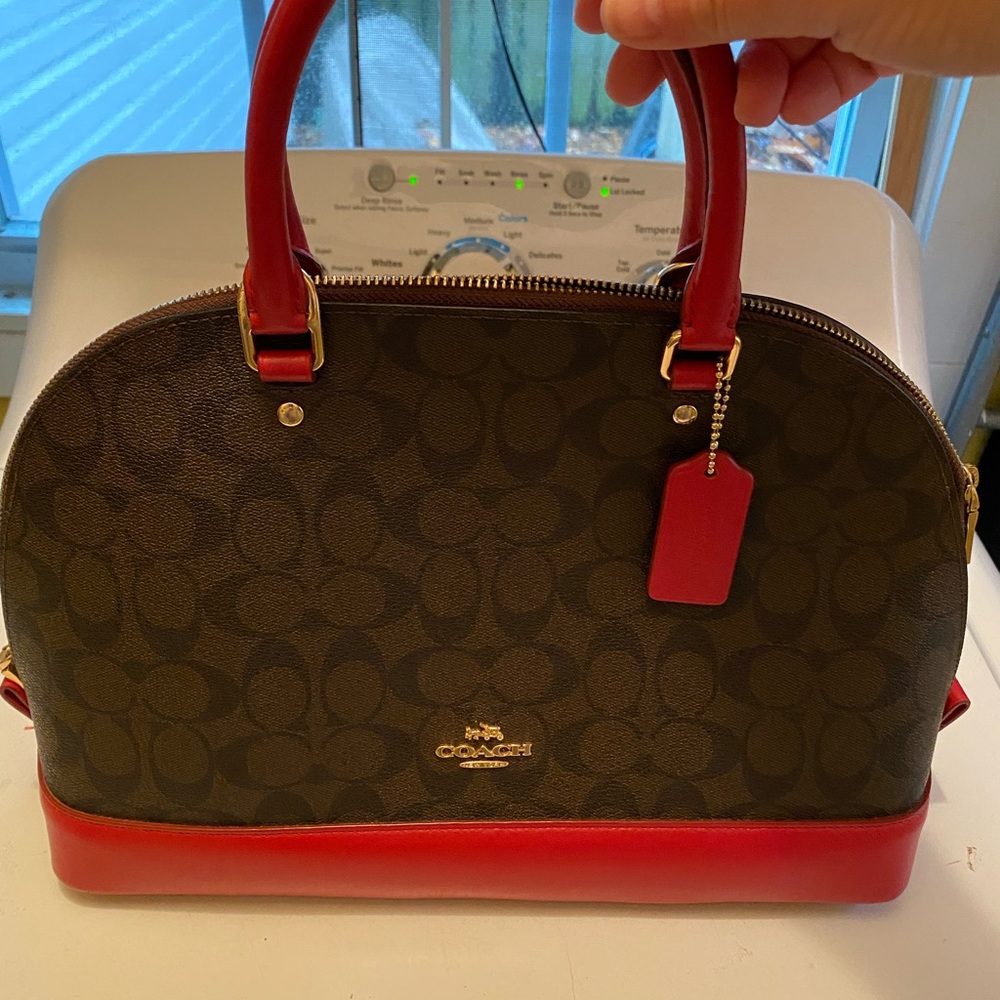 NWOT Coach Satchel Excellent Condition, Never Used